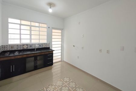 Apartamento para alugar com 74m², 2 quartos e 1 vagaCozinha