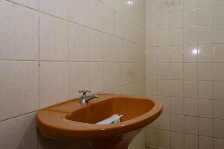Casa para alugar com 100m², 2 quartos e 1 vagaBanheiro 3
