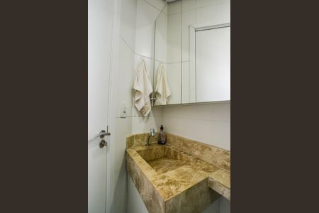 Apartamento à venda com 107m², 2 quartos e 1 vagaBanheiro Social