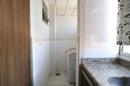 Apartamento para alugar com 73m², 3 quartos e 1 vagaÁrea de Serviço