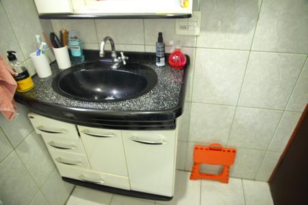 Apartamento à venda com 56m², 2 quartos e 1 vagaBanheiro Social