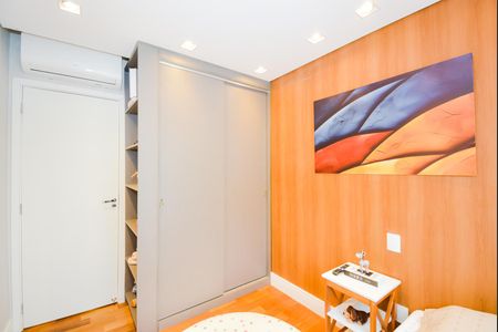 Apartamento à venda com 122m², 3 quartos e 2 vagasQuarto 2 - Suíte