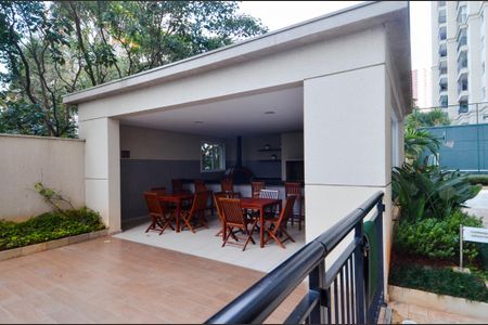 Apartamento à venda com 122m², 3 quartos e 2 vagasÁrea comum - Churrasqueira