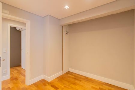 Apartamento à venda com 122m², 3 quartos e 2 vagasSuíte 1