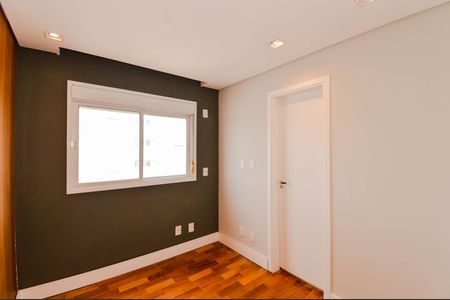 Apartamento à venda com 122m², 3 quartos e 2 vagasSuíte 2