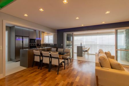 Sala de apartamento à venda com 3 quartos, 122m² em Jardim Flor da Montanha, Guarulhos