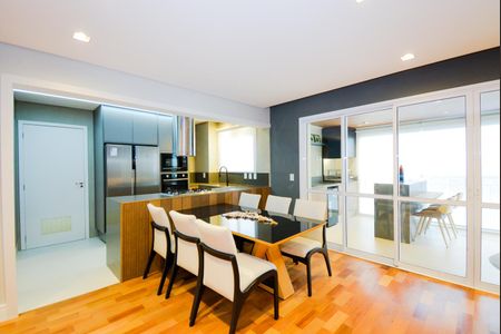 Apartamento à venda com 122m², 3 quartos e 2 vagasSala
