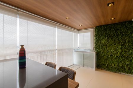 Varanda Gourmet de apartamento à venda com 3 quartos, 122m² em Jardim Flor da Montanha, Guarulhos