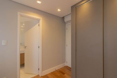 Apartamento à venda com 122m², 3 quartos e 2 vagasSuíte 3