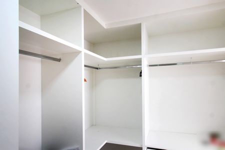 Apartamento à venda com 156m², 3 quartos e 3 vagasCloset da Suite
