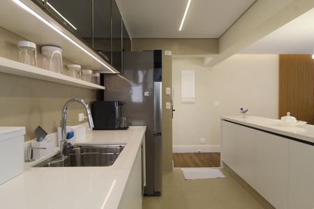 Apartamento à venda com 80m², 2 quartos e 1 vagaCozinha