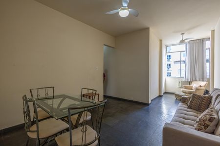 Apartamento à venda com 60m², 2 quartos e sem vagaSala