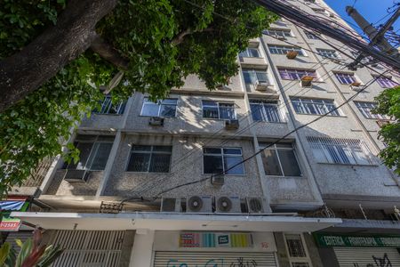 Apartamento à venda com 60m², 2 quartos e sem vagaFachada