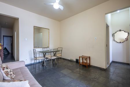 Apartamento à venda com 60m², 2 quartos e sem vagaSala