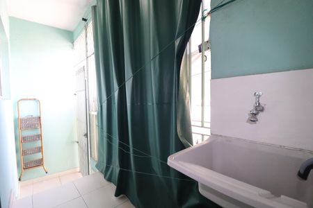 Casa à venda com 240m², 4 quartos e 4 vagasCasa 3 - Área de Serviço