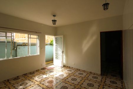 Casa à venda com 70m², 2 quartos e sem vagaSala