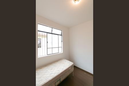 Casa à venda com 117m², 4 quartos e 1 vagaQuarto 1