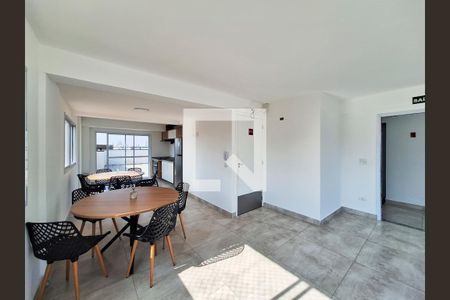 Apartamento para alugar com 47m², 2 quartos e 1 vaga Apartamento para alugar com 47m², 2 quartos e 1 vagaÁrea comum - Salão de festas