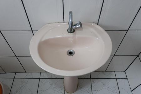 Casa à venda com 60m², 1 quarto e sem vagaBanheiro