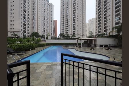 Apartamento à venda com 70m², 2 quartos e 1 vagaÁrea comum - Piscina