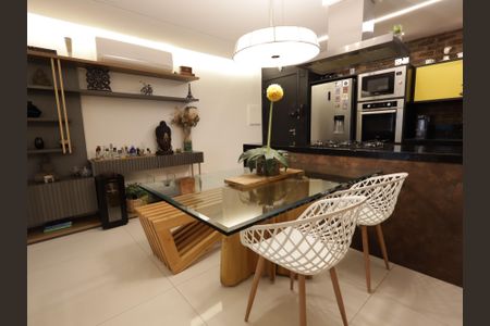 Apartamento à venda com 70m², 2 quartos e 1 vagaSala