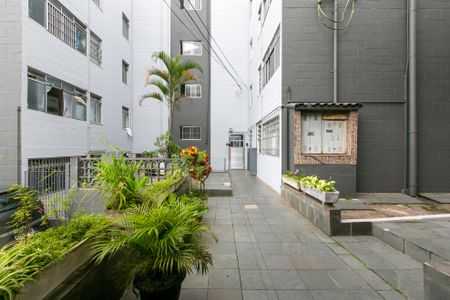 Apartamento à venda com 40m², 2 quartos e 1 vagaÁrea comum - Entrada