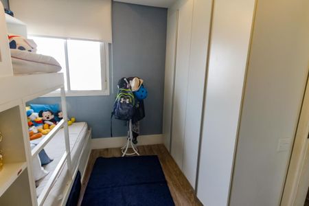 Apartamento à venda com 199m², 4 quartos e 3 vagasQuarto 2