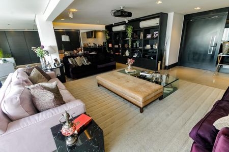 Apartamento à venda com 199m², 4 quartos e 3 vagasSala 