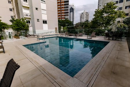 Apartamento à venda com 199m², 4 quartos e 3 vagasÁrea comum - Piscina