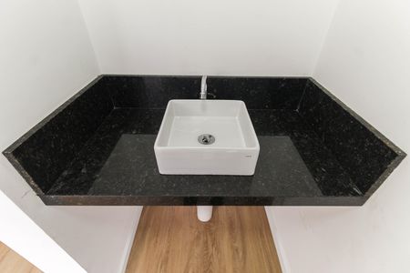 Apartamento para alugar com 35m², 2 quartos e sem vagaBanheiro