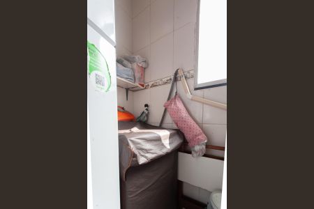 Apartamento à venda com 68m², 3 quartos e 1 vagaÁrea de Serviço