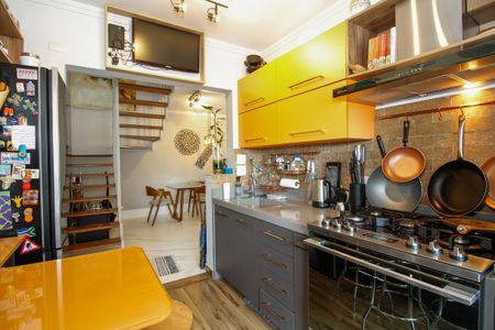 Apartamento à venda com 196m², 4 quartos e 3 vagasCozinha