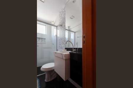 Apartamento à venda com 80m², 3 quartos e 2 vagasBanheiro Social