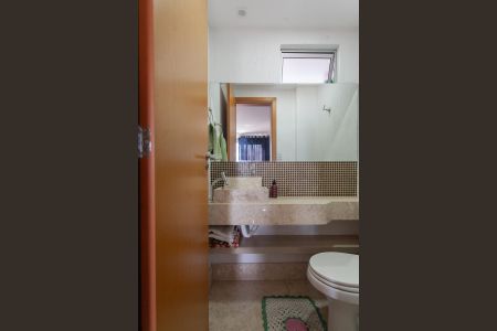 Apartamento à venda com 80m², 3 quartos e 2 vagasLavabo