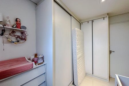 Apartamento à venda com 75m², 2 quartos e 2 vagasQuarto 2