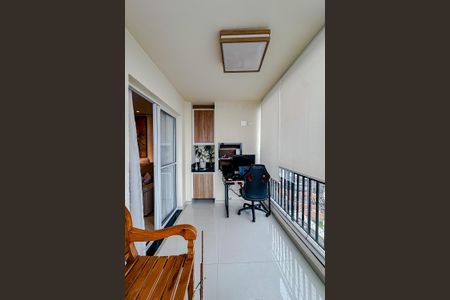 Apartamento à venda com 75m², 2 quartos e 2 vagasVaranda da Sala