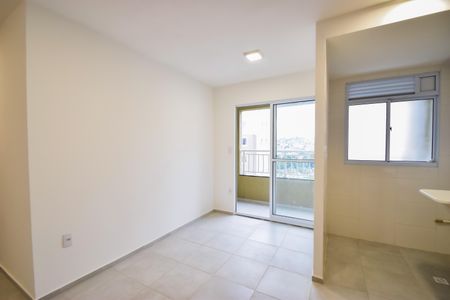 Apartamento à venda com 42m², 2 quartos e 1 vagaSala/Cozinha