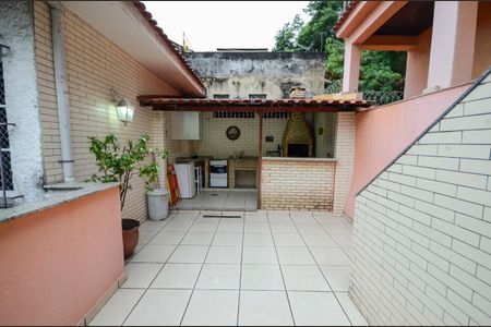 Apartamento à venda com 570m², 4 quartos e sem vagaÁrea externa