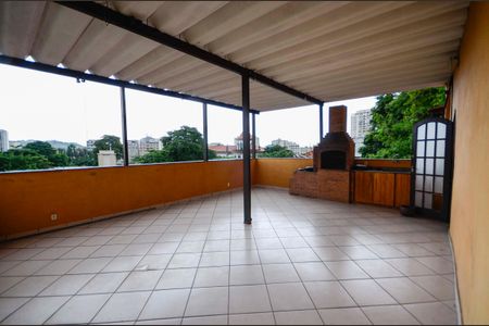 Apartamento à venda com 570m², 4 quartos e sem vagaTerraço