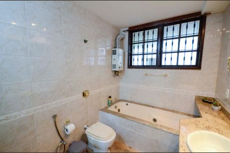 Apartamento à venda com 570m², 4 quartos e sem vagaBanheiro Social