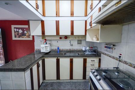 Apartamento à venda com 570m², 4 quartos e sem vagaCozinha