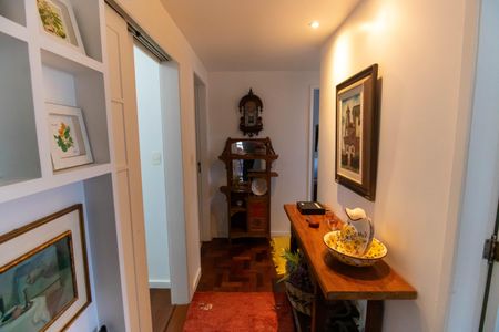 Apartamento à venda com 115m², 3 quartos e 1 vagaCorredor