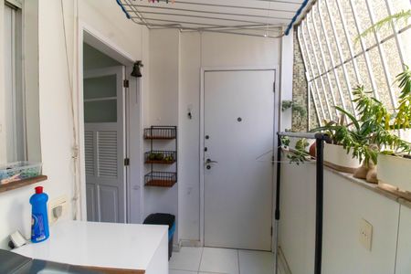 Apartamento à venda com 115m², 3 quartos e 1 vagaÁrea de Serviço