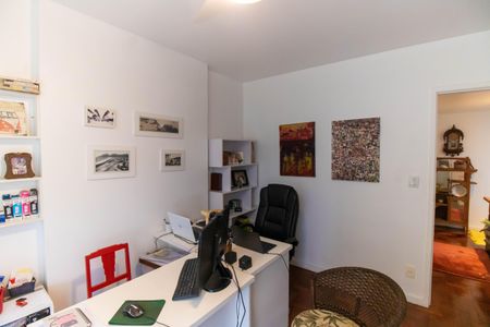 Apartamento à venda com 115m², 3 quartos e 1 vagaQuarto 2