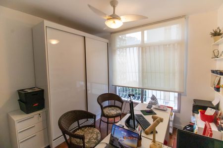 Apartamento à venda com 115m², 3 quartos e 1 vagaQuarto 2