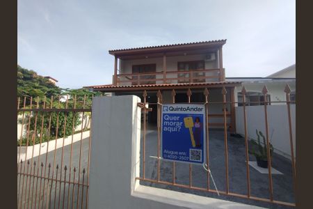 Casa para alugar com 210m², 4 quartos e 2 vagasFachada e Placa
