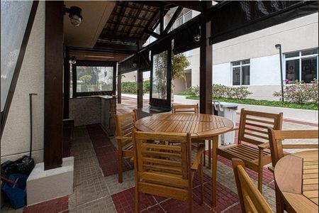 Apartamento à venda com 53m², 2 quartos e 1 vaga Apartamento à venda com 53m², 2 quartos e 1 vagaÁrea comum - churrasqueira