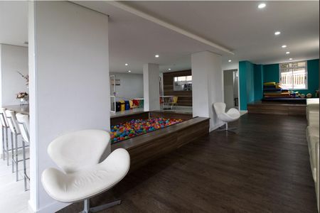 Apartamento à venda com 53m², 2 quartos e 1 vaga Apartamento à venda com 53m², 2 quartos e 1 vagaÁrea comum - salão de festas infantil