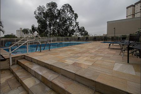 Apartamento à venda com 53m², 2 quartos e 1 vaga Apartamento à venda com 53m², 2 quartos e 1 vagaÁrea comum - Piscina