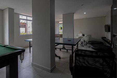 Apartamento à venda com 53m², 2 quartos e 1 vaga Apartamento à venda com 53m², 2 quartos e 1 vagaÁrea comum - sala de jogos